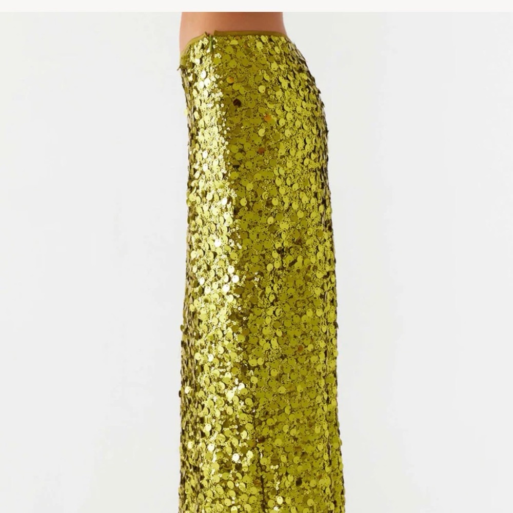 Peppermayo Perfect Places Low Rise Sequin Maxi Skirt and Ruffle Tank - Picture 4 of 7